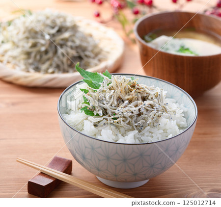 乾小沙丁魚飯（小沙丁魚飯碗） 125012714