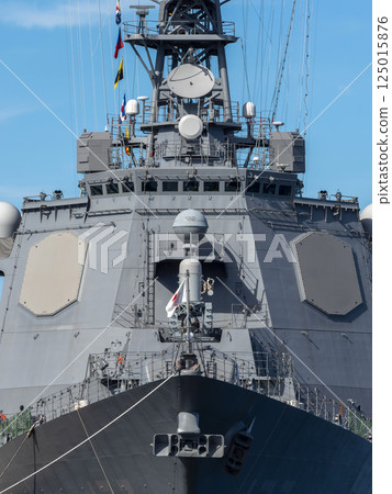 The Japan Maritime Self-Defense Force escort ship Kongo seen from the front 125015876