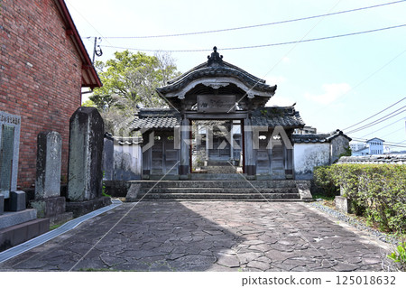 長崎興福寺中島教堂遺址與大學門 125018632