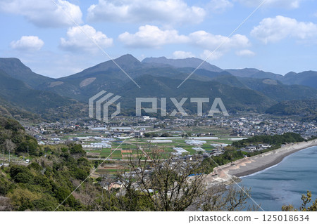從千千瓦瞭望台眺望千千瓦海岸 從千千瓦瞭望台眺望千千瓦海岸 125018634