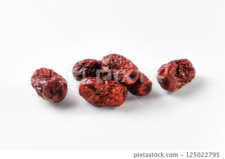 Red jujube on white background, medium wood 125022795