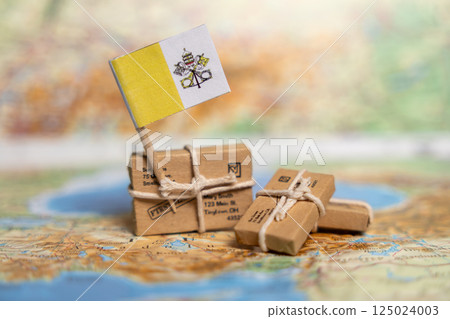 Vatican City Postal Services and Tourism Guide: Sending Mail and Packages from the World's Smallest Sovereign State 125024003