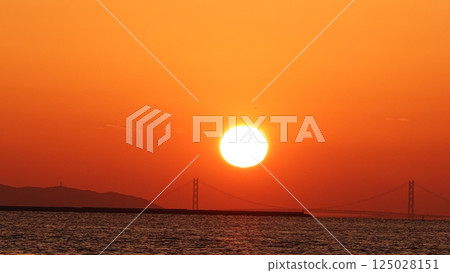 太陽落入大海 125028151