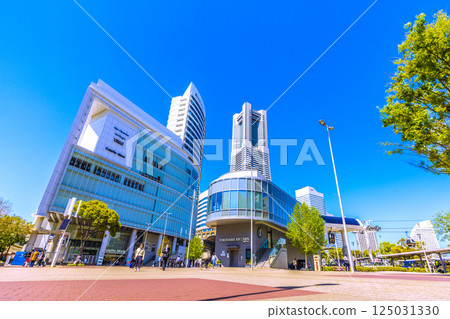 Tokyo cityscape in Japan: New greenery in April...Landmark Tower in front of Sakuragicho Station and Air Cabin Sakuragicho Station, etc. = April 14th 125031330