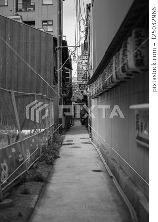 Back alley in Kyoto Gion 125032966