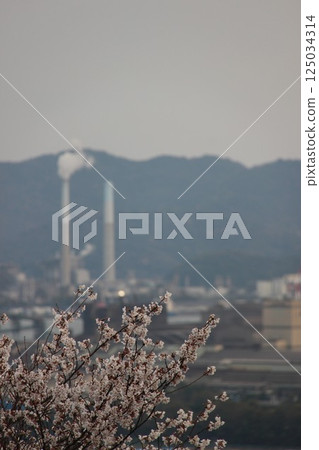 "Light of Chimney Town!" Yamaguchi Prefecture Tourism Shunan Petrochemical Complex #SDGs Global Environment Factory Pollution "Light of Chimney Town!" Yamaguchi Prefecture Tourism Shunan Petrochemical Complex #SDGs Global Environment Factory Pollution 125034314