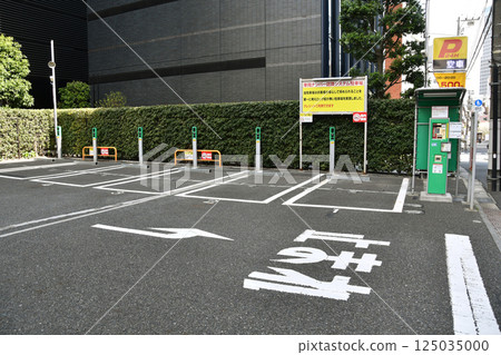 顯示號碼識別投幣停車場_08 顯示號碼識別投幣停車場_08 125035000