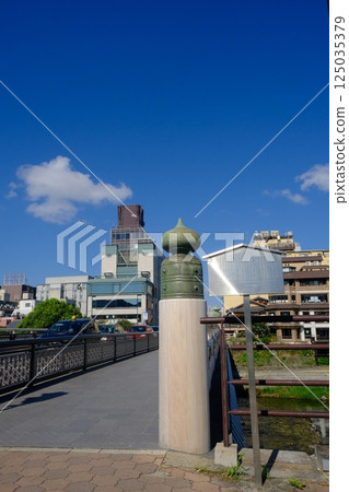 Summer scenery of the new Sanjo Ohashi Bridge Summer scenery of the new Sanjo Ohashi Bridge 125035379