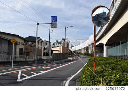 Bus-only road section 05 Bus-only road section 05 125037972