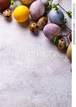 Easter eggs paint with natural dye 125038113