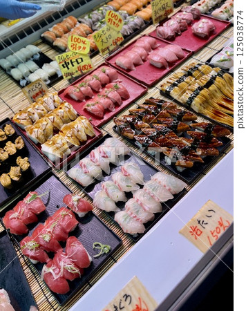 If you go to Shimonoseki, try sushi at Karato Market 125038774