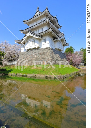 埼玉縣大城～櫻花盛開的天守閣～ 125038939