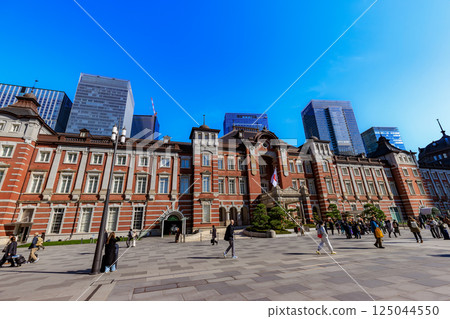 Tokyo, Chiyoda Ward, Marunouchi cityscape, Tokyo Station 125044550