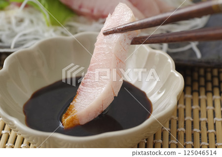 肥黃尾魚刺身 125046514
