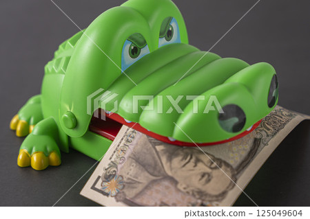 鱷魚迷戀金錢 商業儲蓄 鱷魚迷戀金錢 商業儲蓄 125049604