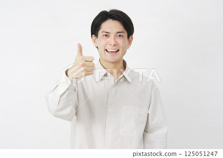 男性，20 多歲，好跡象，白人 125051247