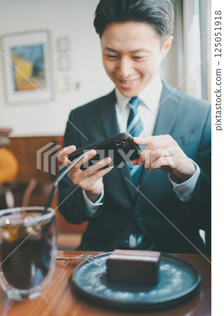 coffee shop, cafe, cafeteria 125051918