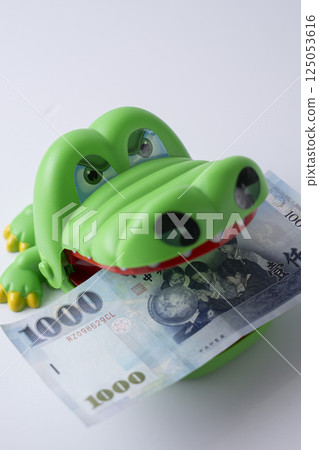 Taiwanese currency Yuan Overseas travel transaction Taiwanese dollar Taiwanese currency Yuan Overseas travel transaction Taiwanese dollar 125053616