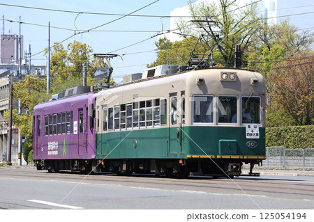 [嵐山鐵道] Mobo 301系+Mobo 501系（嵐山本線：山之內～西大路三條） 125054194