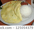 Hawaii's popular gourmet dish: omelette curry rice 125054379