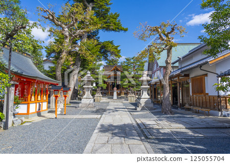 京都將軍Shogun Hachijin Shrine Honden 京都將軍Shogun Hachijin Shrine Honden 125055704