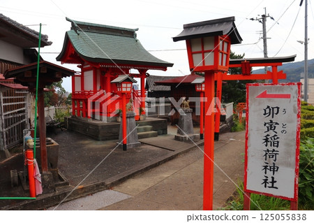 Usuki Inari Shrine within the ruins of Usuki Castle (Usuki City, Oita Prefecture) 125055838