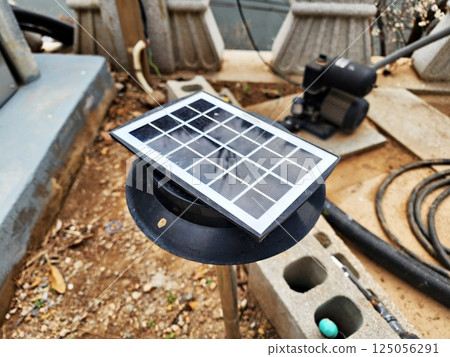 solar panel 125056291