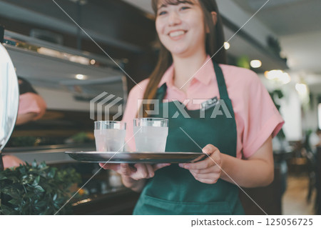 cafeteria, cafe, caffe 125056725