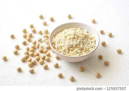 Okara powder + soybeans in a container 125057507