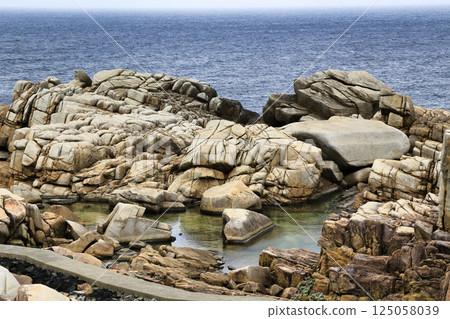 Tokunoshima Mushirose (Kagoshima Prefecture) 125058039
