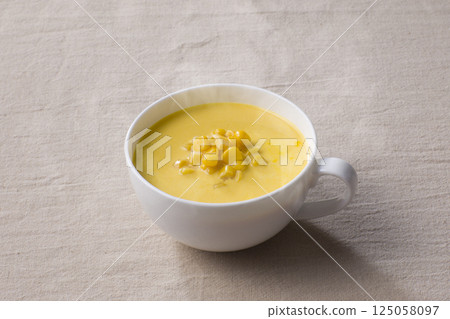 熱玉米湯 熱玉米湯 125058097