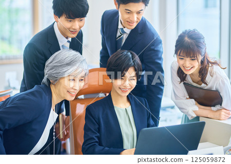 Middle business woman working in the office 125059872