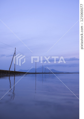 Nagabeda Seaside Road enveloped in the silence of early morning 125060077
