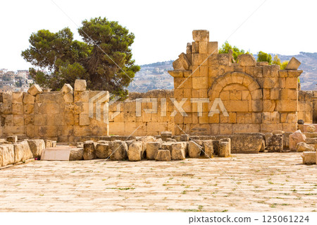 Ancient roman ruins of Jerash Gerasa, Jordan Ancient roman ruins of Jerash Gerasa, Jordan 125061224