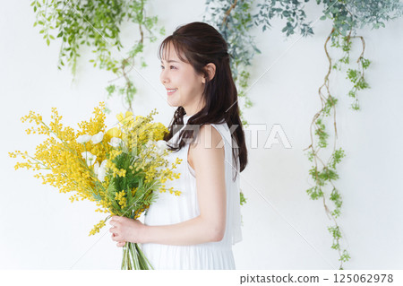 一束的女人 125062978