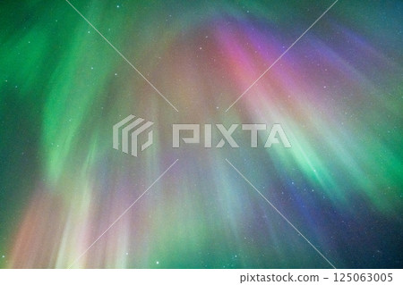 Aurora scenery, aurora viewing, mysterious scenery in Whitehorse, Canada 125063005