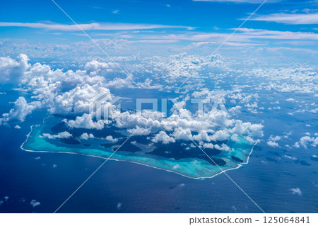 Aerial view of the paradise island of Huahine in French Polynesia 125064841