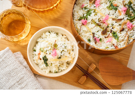 春季蔬菜鹽味櫻花什錦飯 春季蔬菜鹽味櫻花什錦飯 125067778