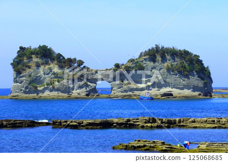 Engetsu Island (Shirahama Town, Wakayama Prefecture) 125068685