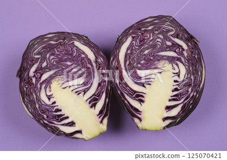 Red cabbage cut in half, Red cabbage cut in half, 125070421