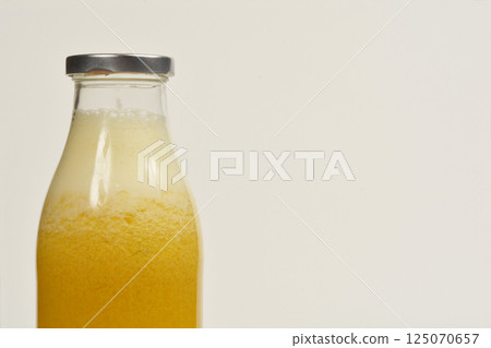Fresh orange juice Fresh orange juice 125070657