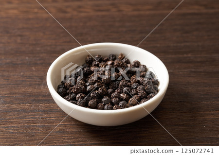 黑胡椒香料影像 黑胡椒香料影像 125072741