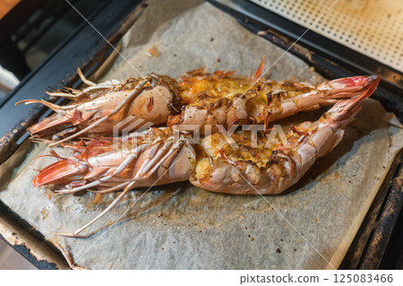 Freshly grilled jumbo shrimp 125083466
