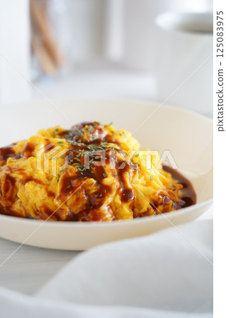煎蛋飯 125083975
