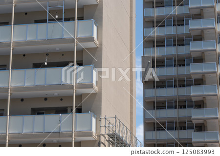 Apartment under construction 125083993