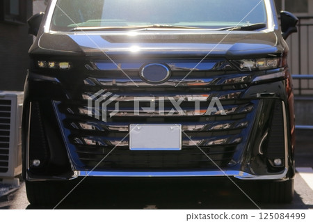 Car headlight image Car headlight image 125084499