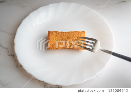 Baked goods and white plate③ Baked goods and white plate③ 125084943