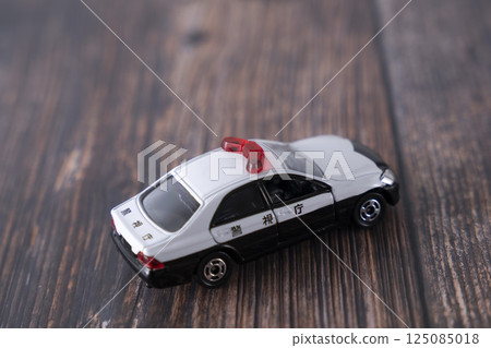 police car toy police car toy 125085018