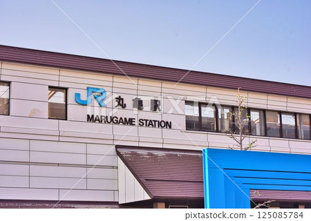 Marugame station 125085784