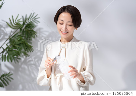 製作高球的女人 125085804